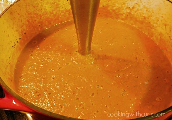 Roasted Carrot Soup with Crustini blend cookingwithcurls.com