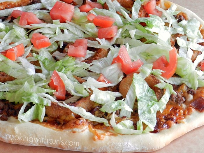 Add Lettuce and Tomato to the pizza cookingwithcurls.com