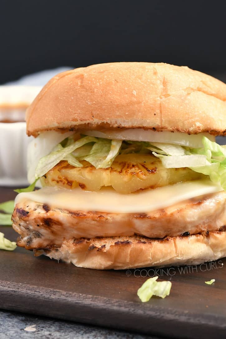 These Grilled Teriyaki Chicken Sandwiches are the perfect tropical pick me up any time of the year! cookingwithcurls.com