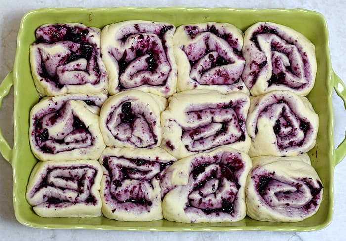 Blueberry Sweet Rolls rise cookingwithcurls.com