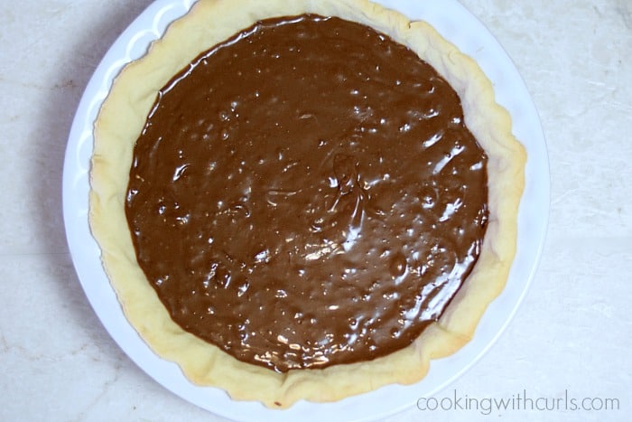 Chocolate Cream Pie fill cookingwithcurls.com