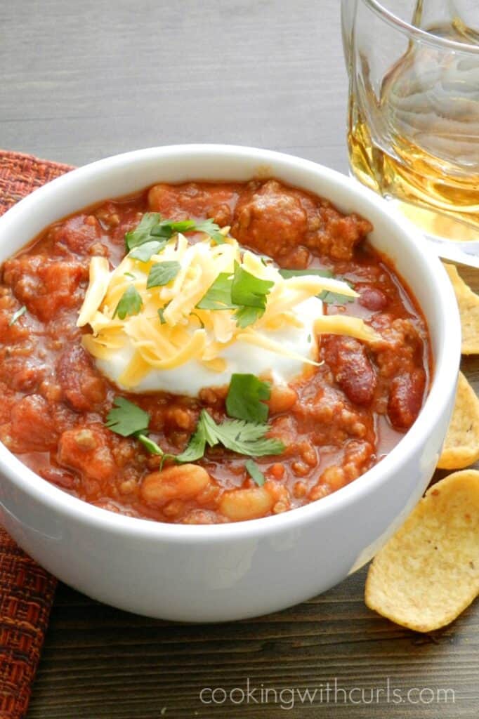 Jack Daniels Chili Cooking with Curls