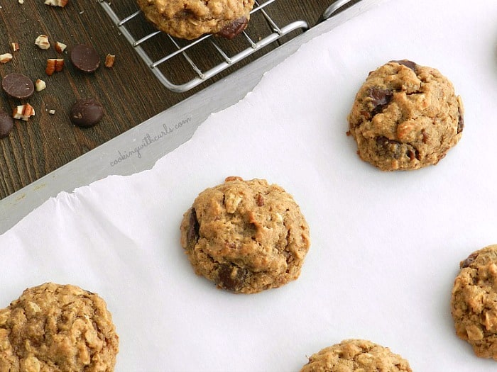 Chocolate Chip Oatmeal Pecan Cookies! cookingwithcurls.com