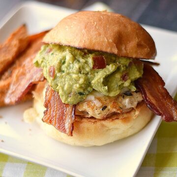 California Chicken Club Sandwich, you know you want one!! cookingwithcurls.com