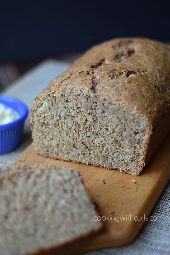 Whole Wheat Banana Nut Bread | cookingwithcurls.com