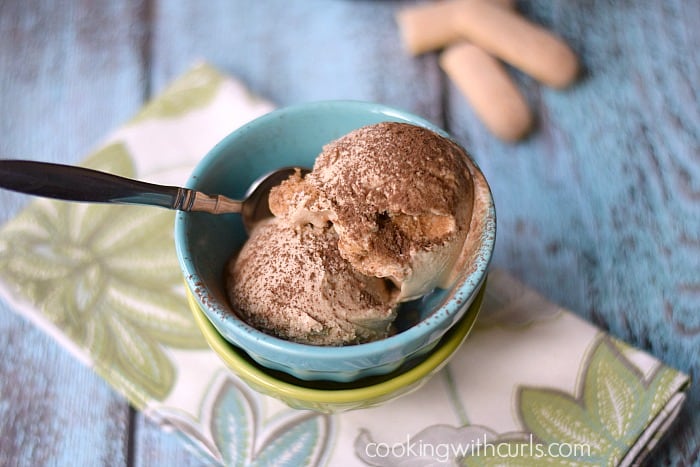 Tiramisu Ice Cream - cookingwithcurls.com