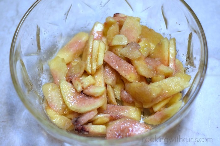 Peach Cobbler peaches cookingwithcurls.com