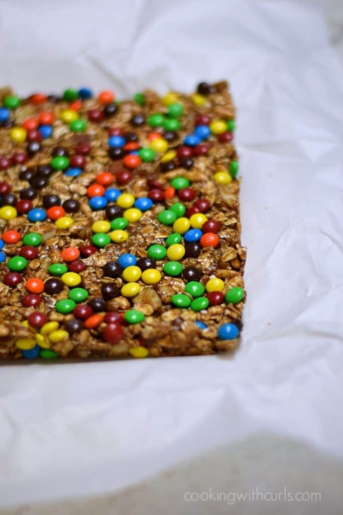 M&M's Almond Granola Bars Cooking with Curls