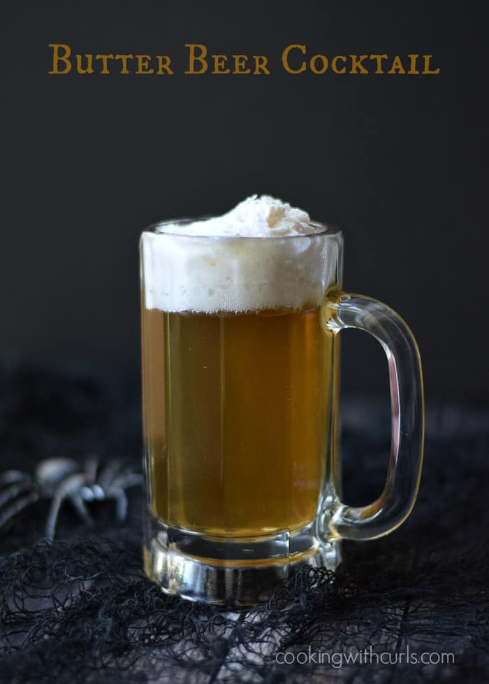 Butter Beer Cocktail | cookingwithcurls.com | #harrypotter #party