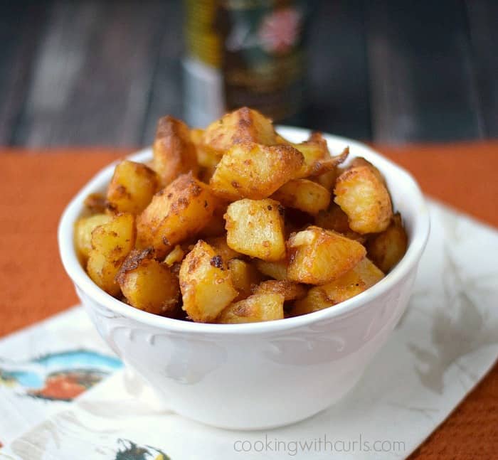 The Best Crispy Roast Potatoes Ever! cookingwithcurls.com