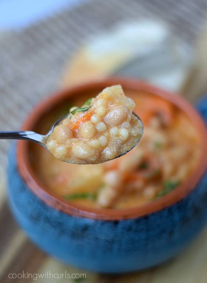Maltese Soup {Kusksu} cookingwithcurls.com | #foodoftheworld