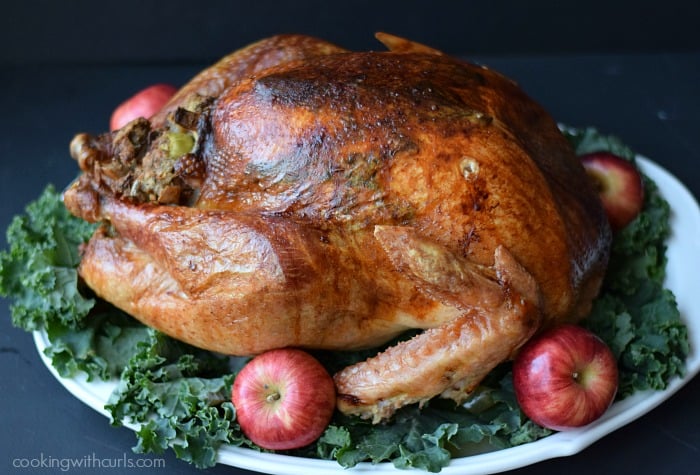 Herb Roasted Turkey | cookingwithcurls.com