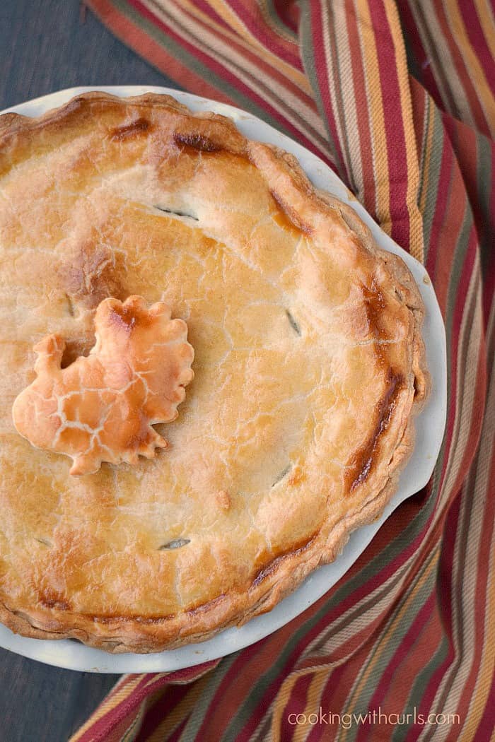 Turkey Pot Pie is the perfect way to use up those Thanksgiving leftovers! cookingwithcurls.com