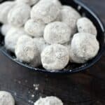 Chocolate Mint Truffle Snowballs | cookingwithcurls.com | #fbcookieswap