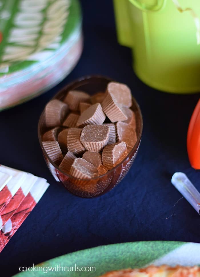 Game Day Party Butterfinger® Peanut Butter Cups Minis cookingwithcurls.com