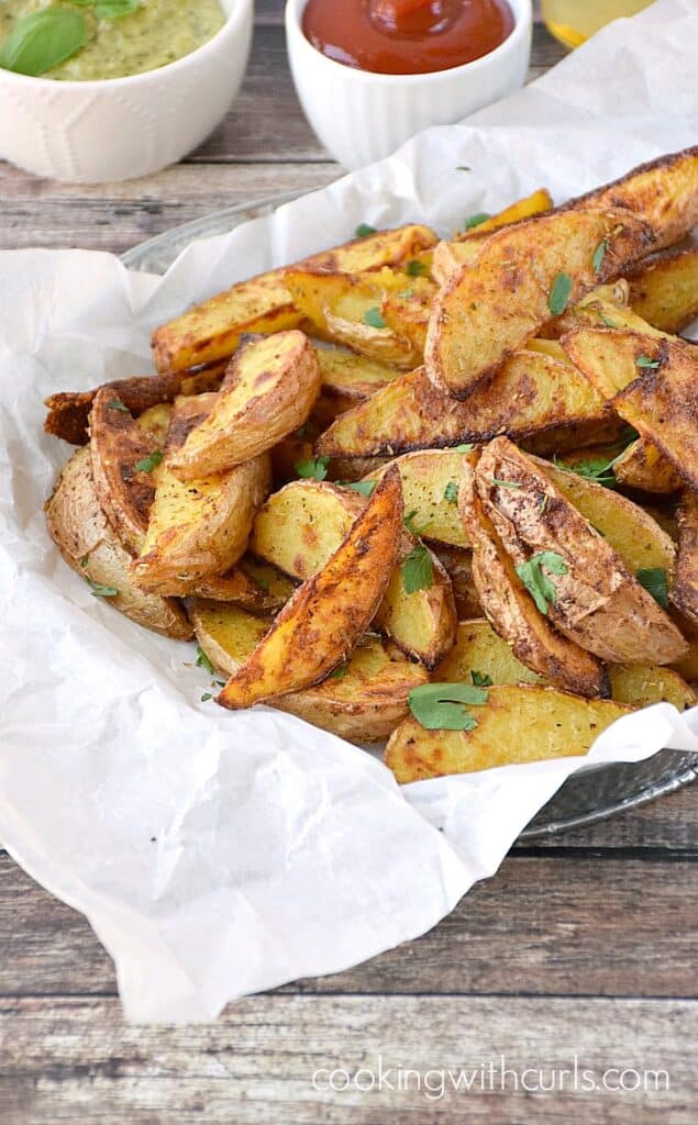 Baked Potato Wedges Cooking with Curls