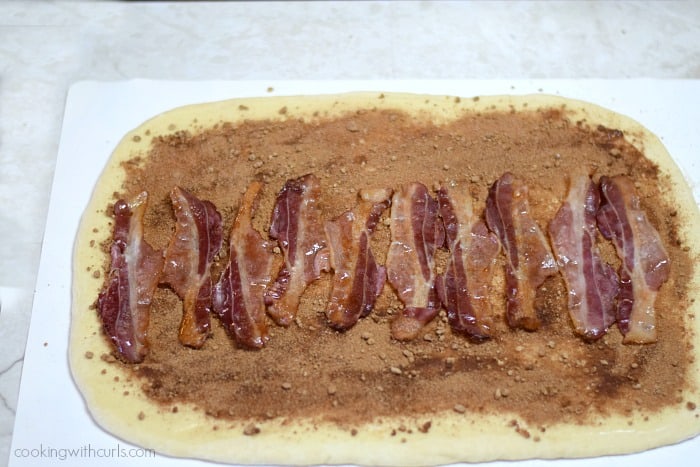 Maple Bacon Cinnamon Rolls bacon cookingwithcurls.com