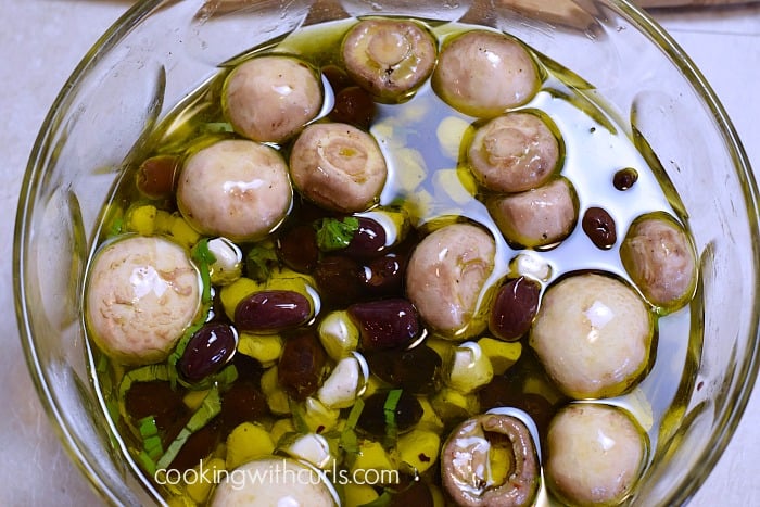 Marinated Olives Mushrooms and Mozzarella oil cookingwithcurls.com