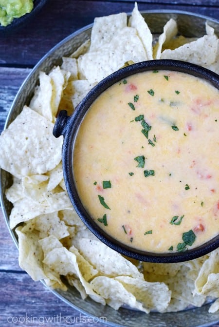 Queso Blanco is the perfect dip for your Cinco de Mayo fiestas | cookingwithcurls.com