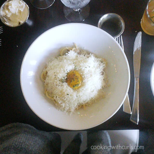 Bucatini alla Carbonara | cookingwithcurls.com