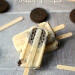 Cookies and Cream Pudding Pops, a fun way to cool down during the hot summer! cookingwithcurls.com