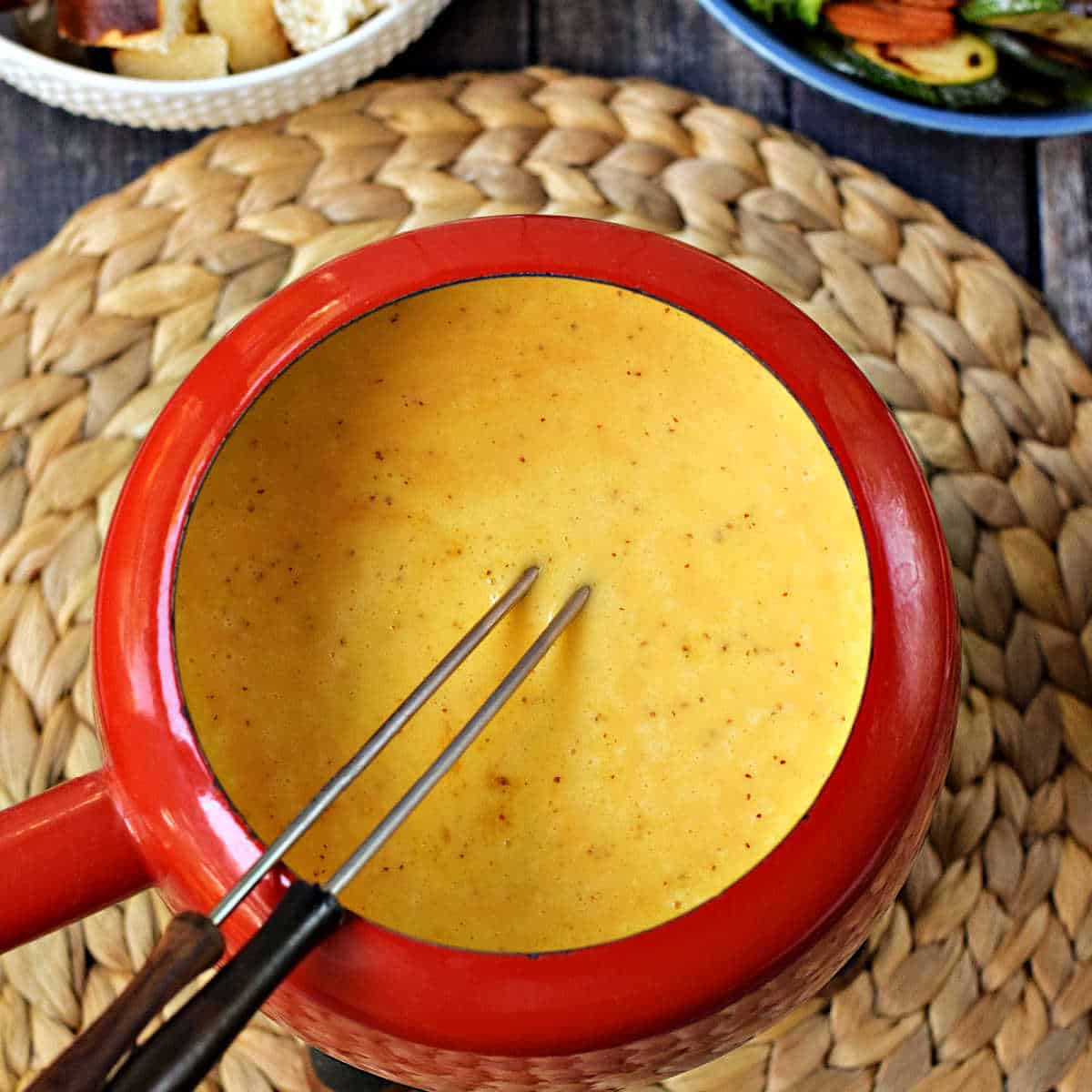 Cheese Fondue with Beer