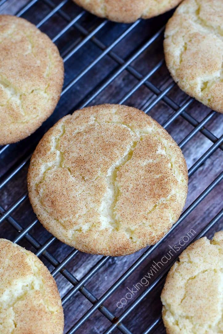 Classic Snickerdoodles fresh from the oven, just like mom used to make | cookingwithcurls.com