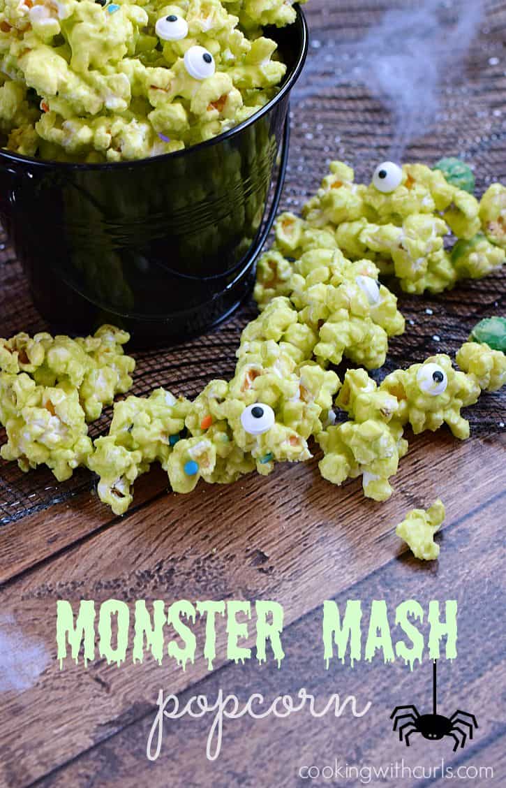 Monster Mash Popcorn - a perfectly ghoulish treat | cookingwithcurls.com