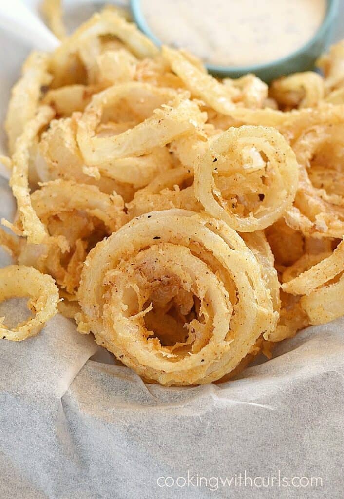 Crispy Onion Rings - Cooking with Curls