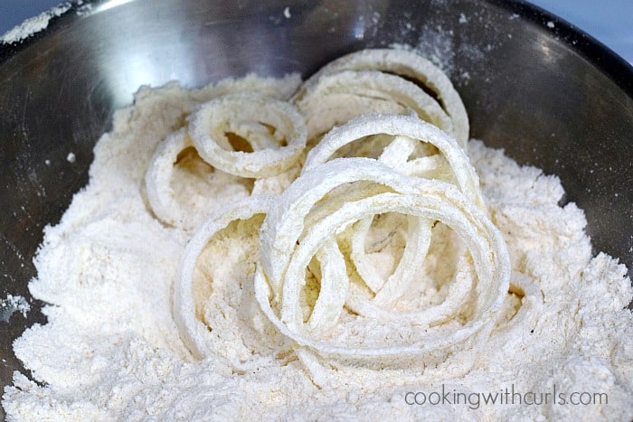 Crispy Onions Rings dredge cookingwithcurls.com