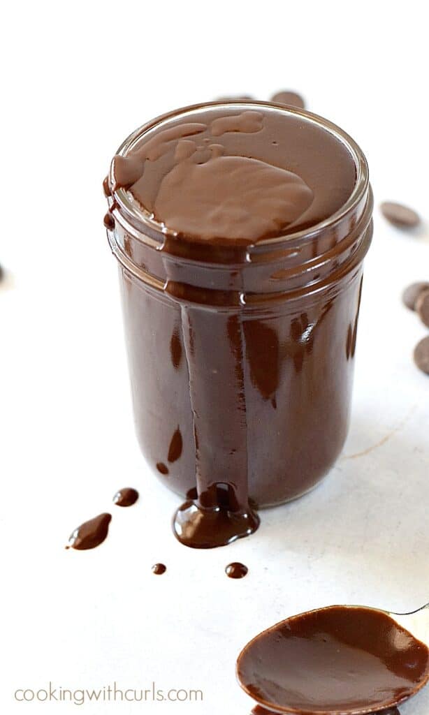 Hot Fudge Sauce - Cooking with Curls