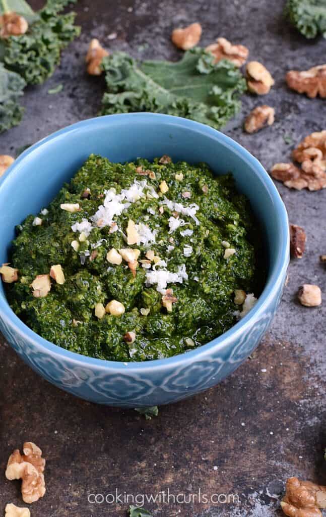 Kale Pesto Cooking with Curls
