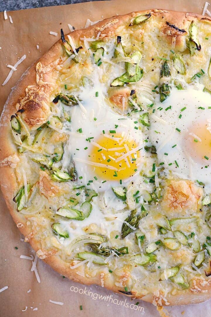 Asparagus Brunch Pizza Cooking with Curls