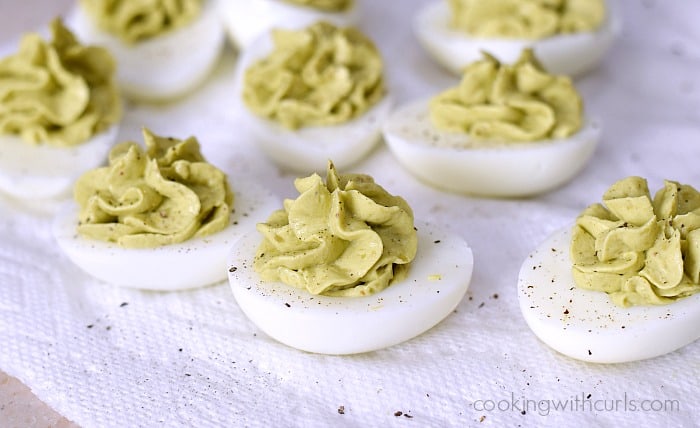 Sweet Pea Deviled Eggs fill cookingwithcurls.com