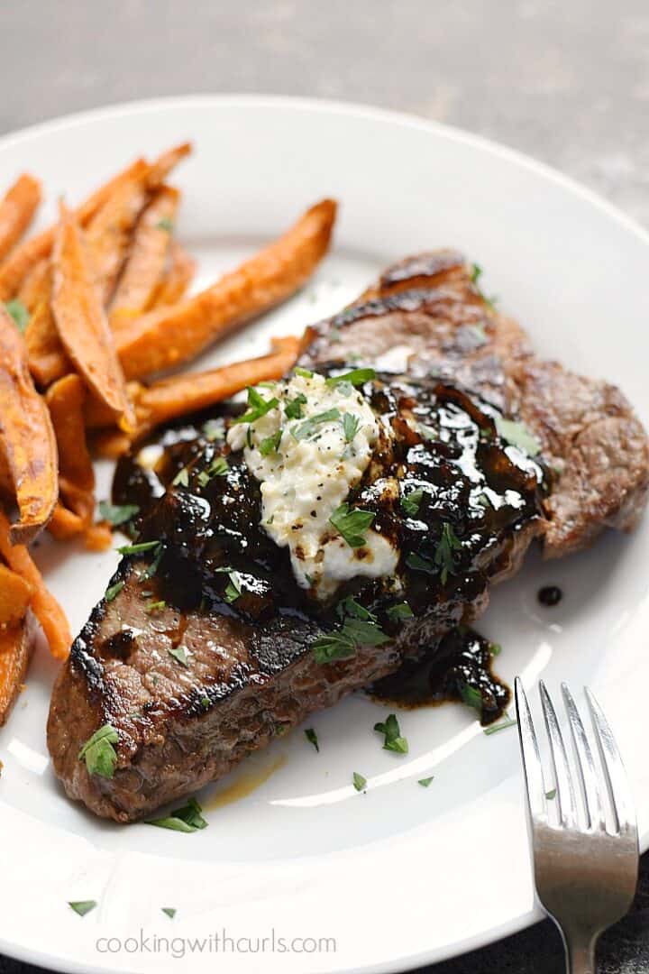 pub-style-steak-cooking-with-curls