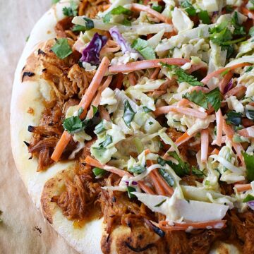 Barbecue Chicken Pizza topped with creamy Apple Coleslaw|cookingwithcurls.com