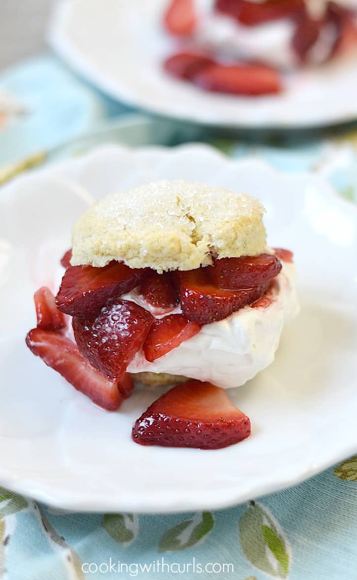 Celebrate summer with a Classic Strawberry Shortcake filled with sweetened whipped cream and juicy, fresh strawberries | cookingwithcurls.com