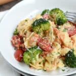This easy and delicious Tortellini Salmon Salad is the perfect summer meal | cookingwithcurls.com