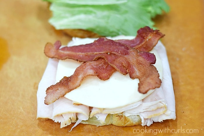 Turkey Croissant Sandwich bacon cookingwithcurls.com