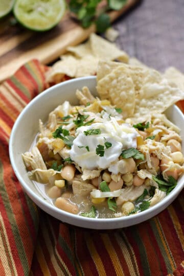 Slow Cooker White Chicken Chili - Cooking with Curls