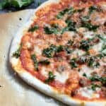 Sausage and Kale Pizza | cookingwithcurls.com