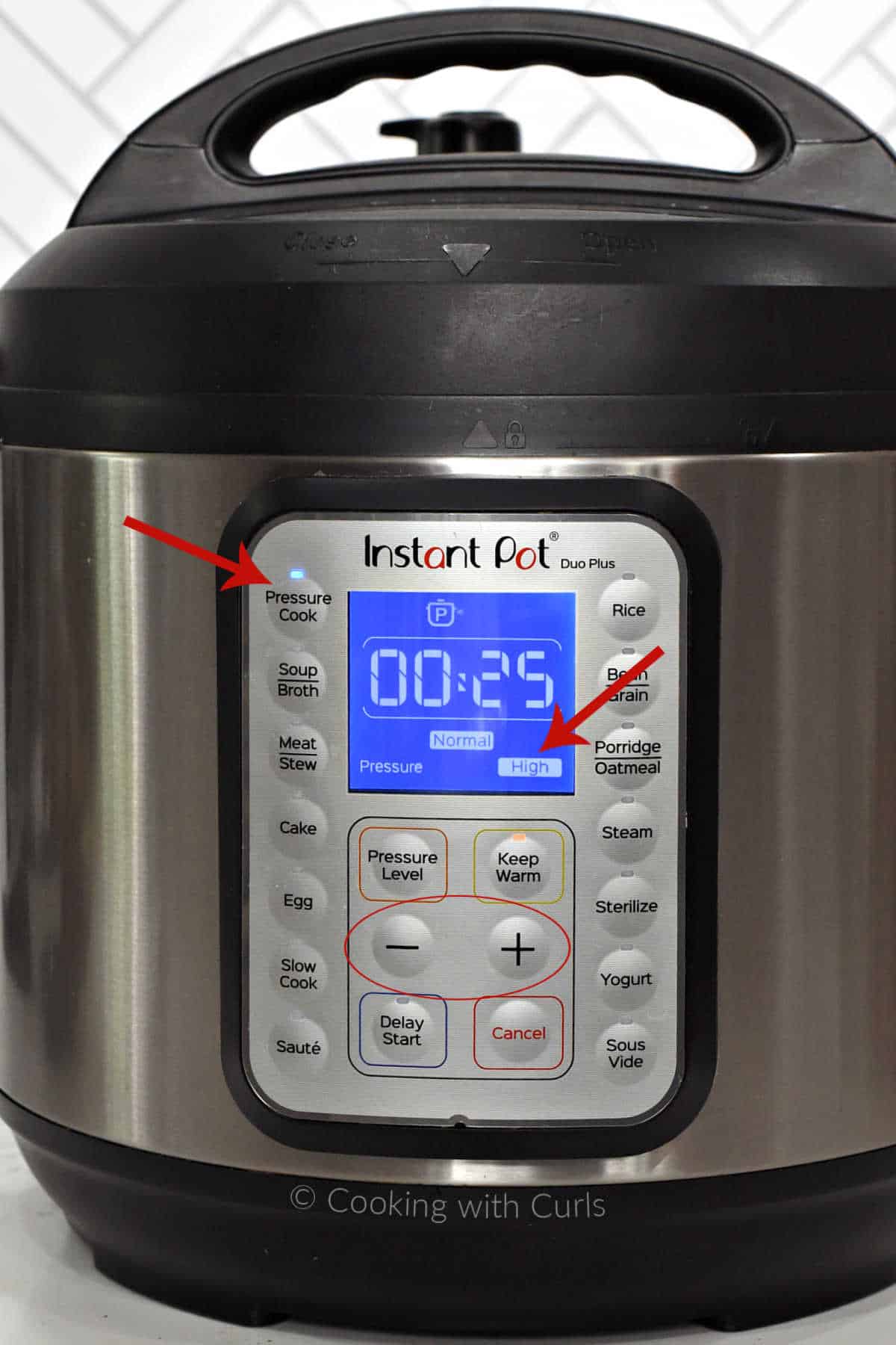 Instant Pot set to 25 minutes on high pressure cook setting.