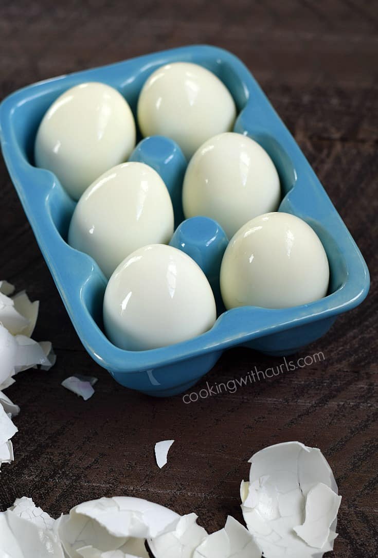Perfectly cooked Instant Pot Hard Boiled Eggs every time | cookingwithcurls.com