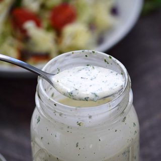 The best Whole 30 Ranch Dressing ever. Fresh and delicious, and only takes minutes to make | cookingwithcurls.com