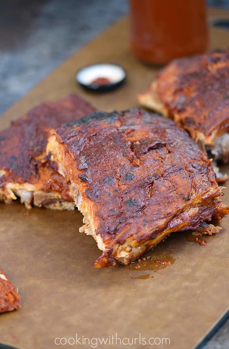 This Whole 30, Paleo, sugar-free Ancho-Orange Barbecue Sauce is the perfect way to finish off your barbecue ribs | cookingwithcurls.com