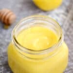 Brighten up your mornings and your desserts with this rich and creamy Paleo Lemon Curd | cookingwithcurls.com