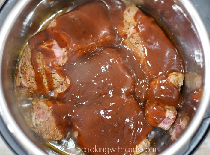 Instant Pot Barbecue Beef Sandwiches sauce cookingwithcurls.com