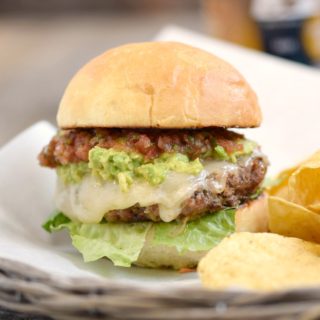 Take your taste buds south of the border with these flavorful Tex-Mex Burgers | cookingwithcurls.com