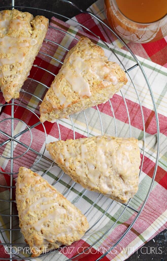 Apple Cider Glazed Apple Scones are the perfect breakfast or afternoon treat | COPYRIGHT © 2017 COOKING WITH CURLS