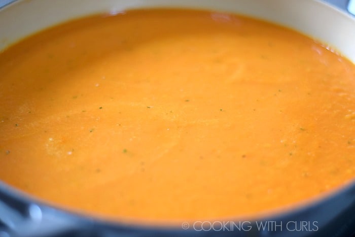 Roasted Tomato Rosemary Soup add broth and simmer © 2017 COOKING WITH CURLS